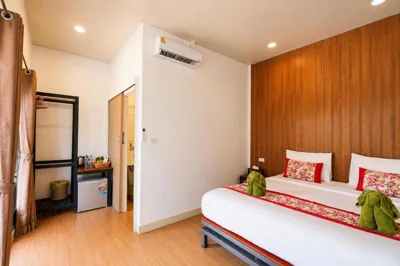 Standard dubbel- eller tvåbäddsrum — Phi Phi Long Beach Resort & Villa